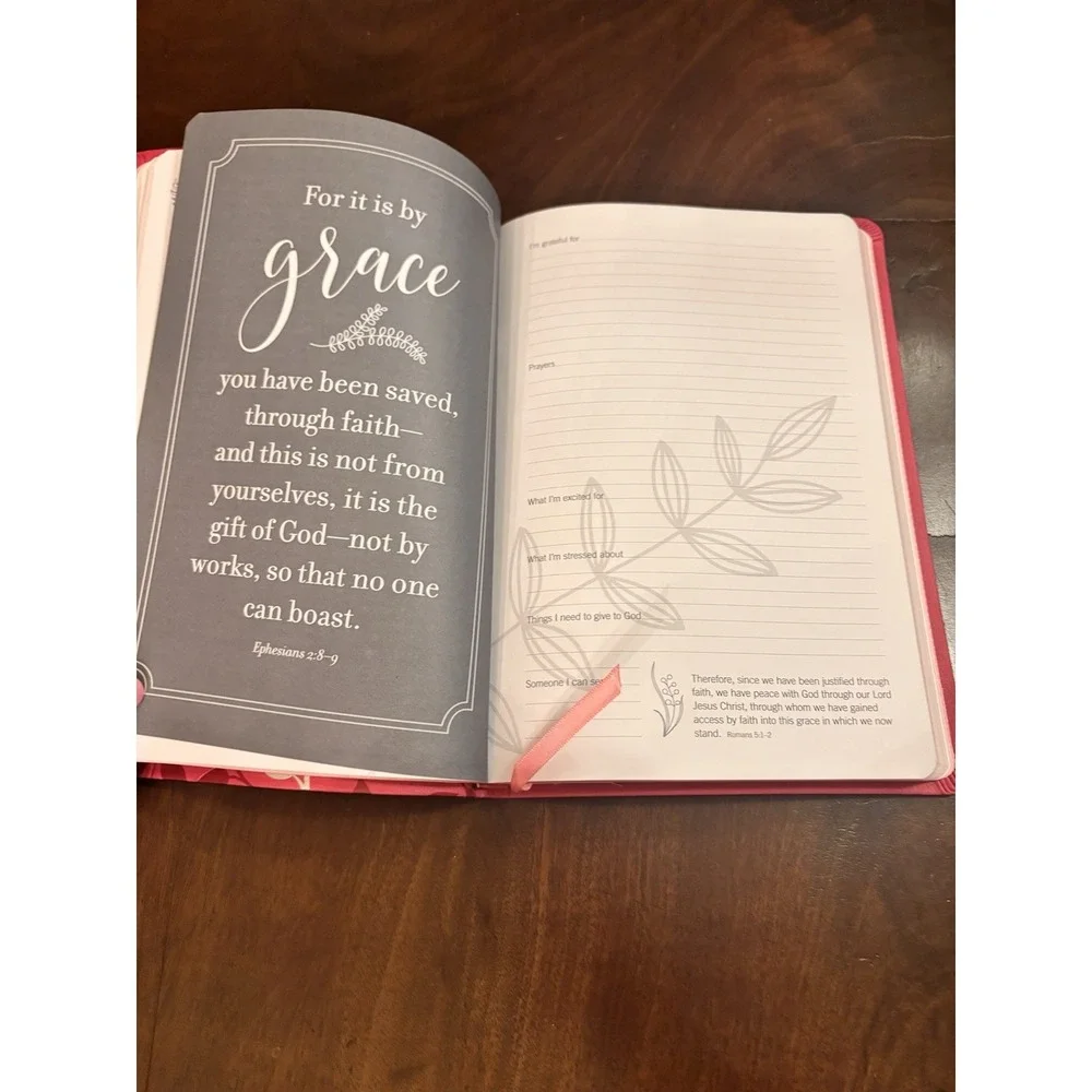 Zondervan NIV Holy Bible w/‎ Fill my Heart with Joy Journal Notepad-Leathersoft